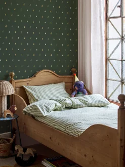 Fern Green Pears Wallpaper