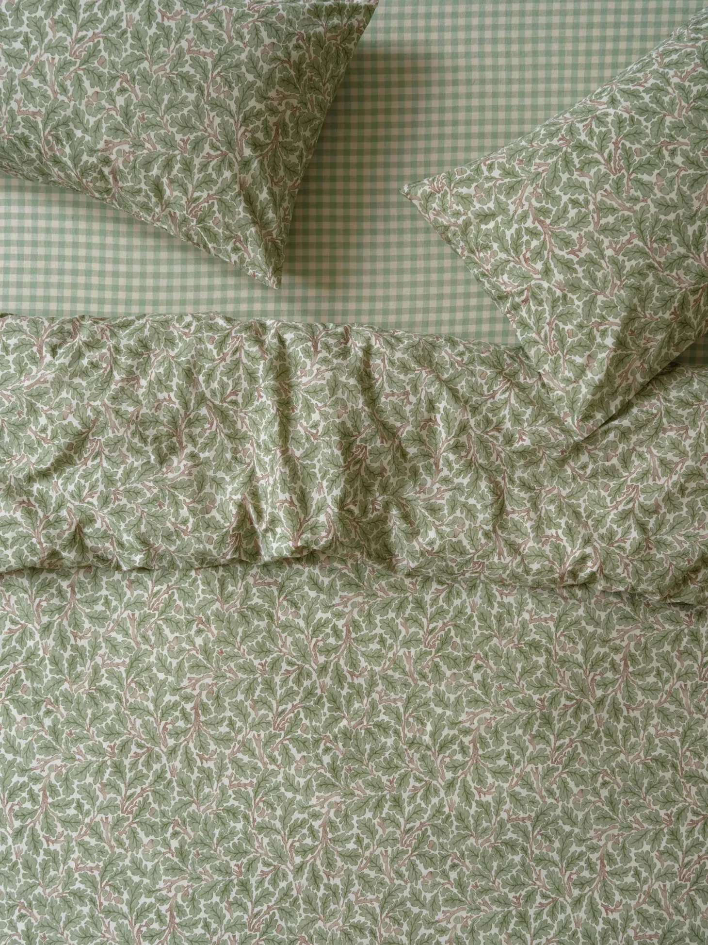 Leafy Arbour Oak Washed Cotton Percale Duvet Cover