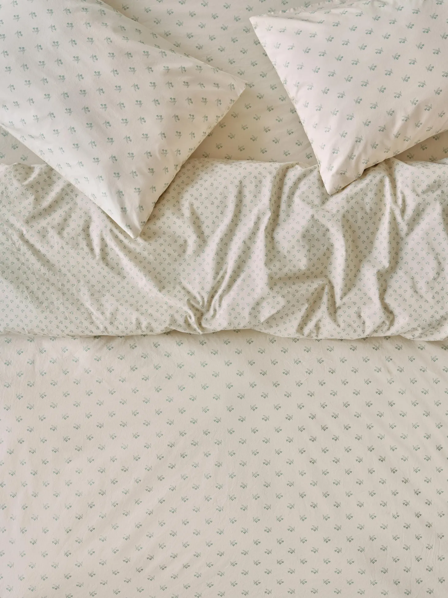 Mellow Green Martha Floral Cotton Duvet Cover