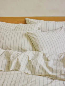 Mellow Green Slumber Stripe Cotton Pillowcases (Pair)