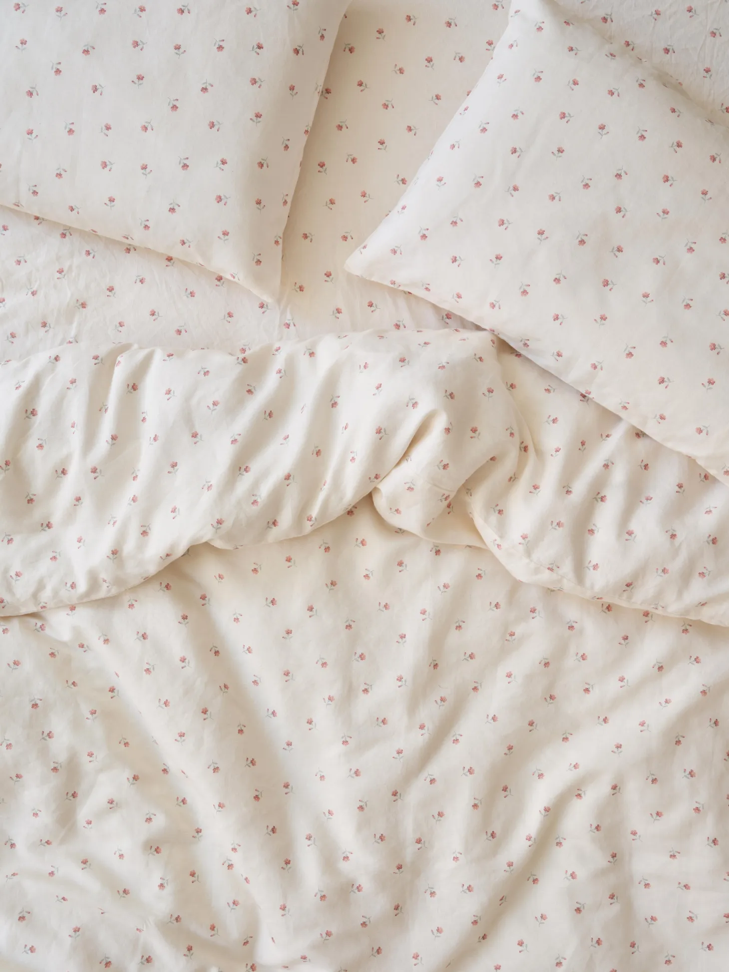 Pearl Posy Bud Linen Blend Duvet Cover