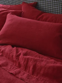Rhubarb 100% Linen Pillowcase (Pair)