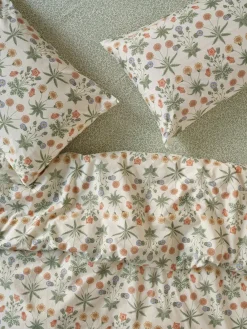 Sage & Mindful Cream Daisy Cotton Duvet Cover