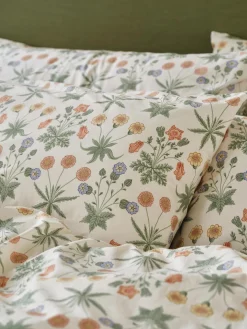 Sage & Mindful Cream Daisy Cotton Pillowcases (Pair)
