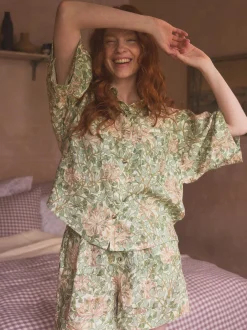 Soft Sage Honeysuckle Linen Women’s Pajama Shorts Set